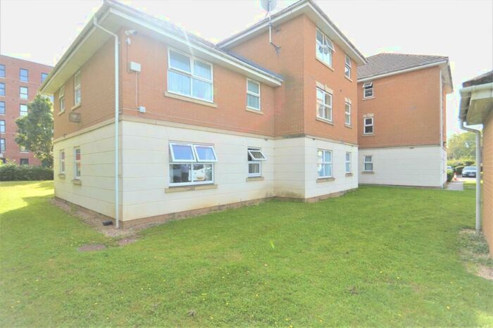 1 Bedroom Apartment To Rent In Pickfords Gardens, Slough, Berkshire, SL1