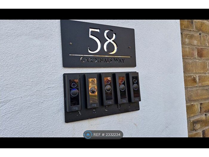 5 Bedroom End Of Terrace House To Rent In Cardinals Way, London, N19