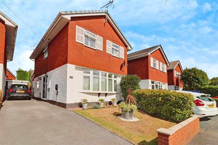 3 Bedroom Detached House For Sale In Weaver Close, Sandbach, CW11