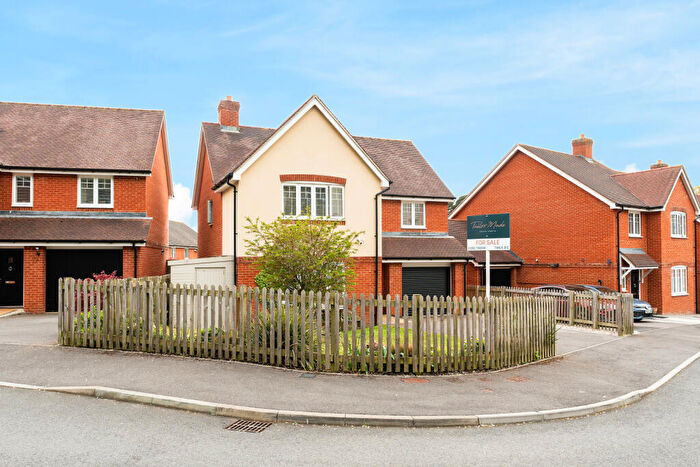 4 Bedroom Detached House For Sale In Horseshoe Crescent, Longham, Ferndown, Dorset, BH22