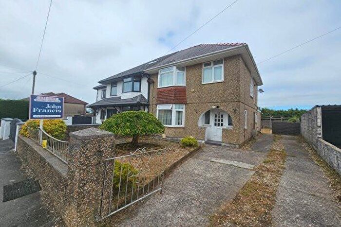 3 Bedroom Semi-Detached House To Rent In Graiglwyd Road, Abertawe, SA2