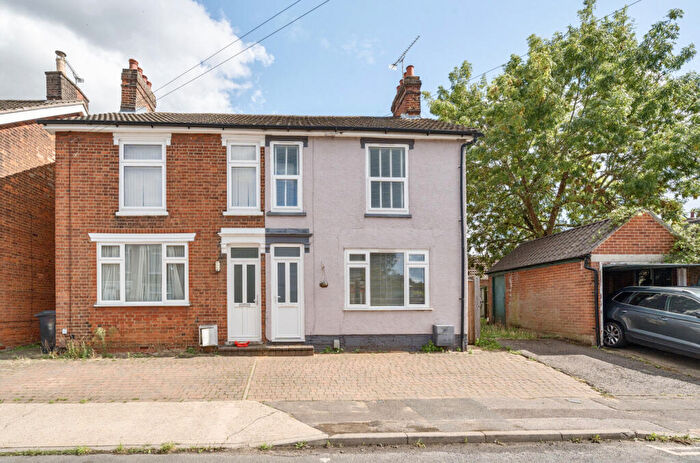 3 Bedroom Semi-Detached House For Sale In Alston Road, Ipswich, Suffolk, IP3