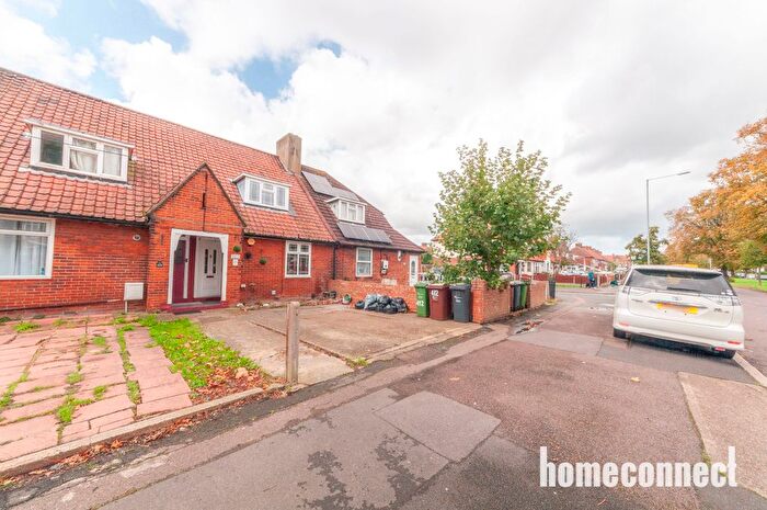 2 Bedroom Terraced House To Rent In Valence Avenue, Becontree, Dagenham, RM8