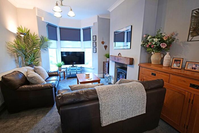 3 Bedroom Terraced House For Sale In Lincoln Road, Earby, BB18