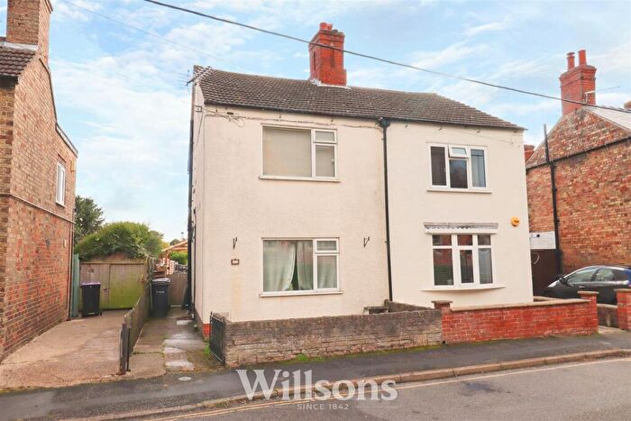 2 Bedroom Semi-Detached House For Sale In Chauntry Road, Alford, LN13