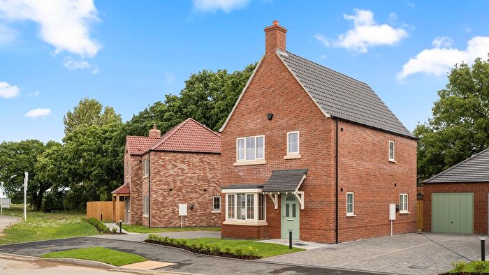 3 Bedroom Detached House For Sale In Damson Avenue, Skellingthorpe, Lincoln, LN6