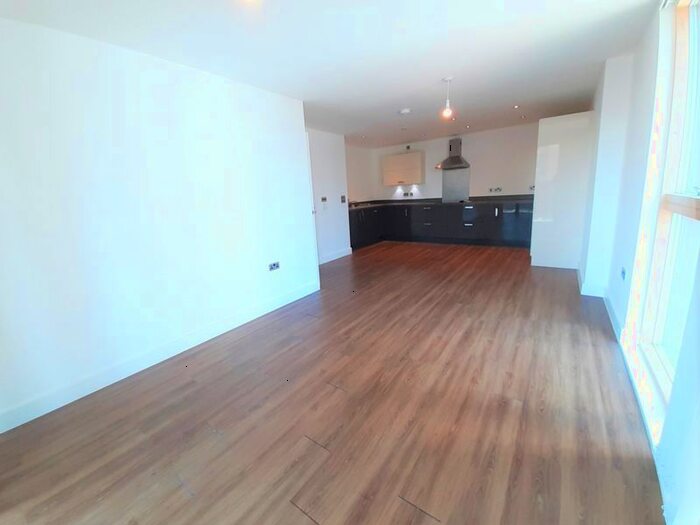 2 Bedroom Flat To Rent In Lindsay Court, Loampit Vale, London, SE13