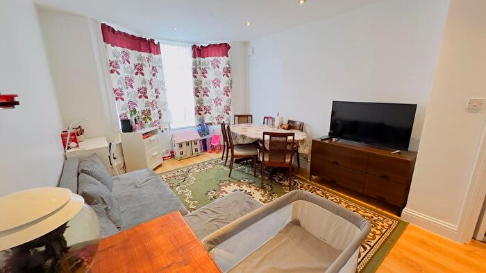 1 Bedroom Maisonette To Rent In Stirling Road, Wealdstone, HA3