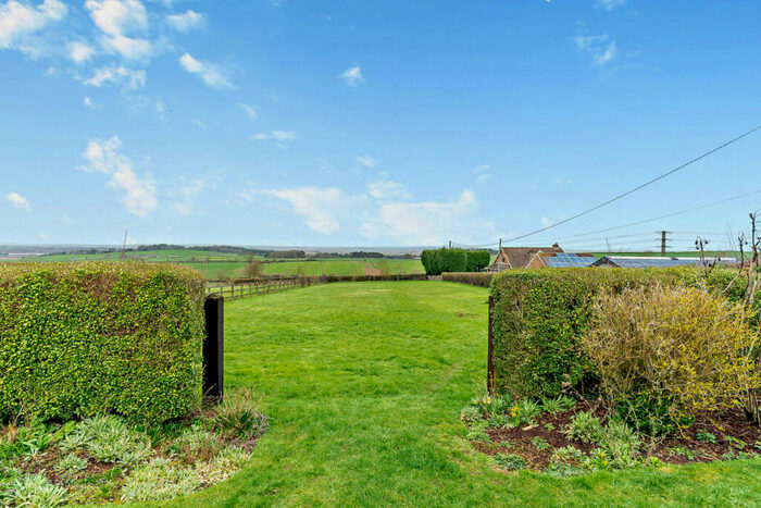 4 Bedroom Detached House For Sale In Bretby Lane, Bretby, Burton On Trent Staffordshire, DE15