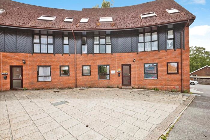 1 Bedroom Apartment For Sale In Manor Road, Yeovil, BA20