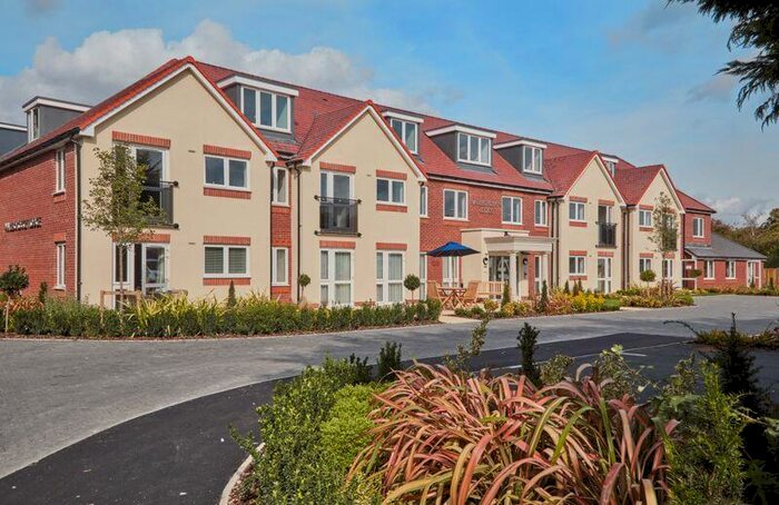 1 Bedroom Apartment For Sale In Marlborough Lodge, Kidlington, OX5