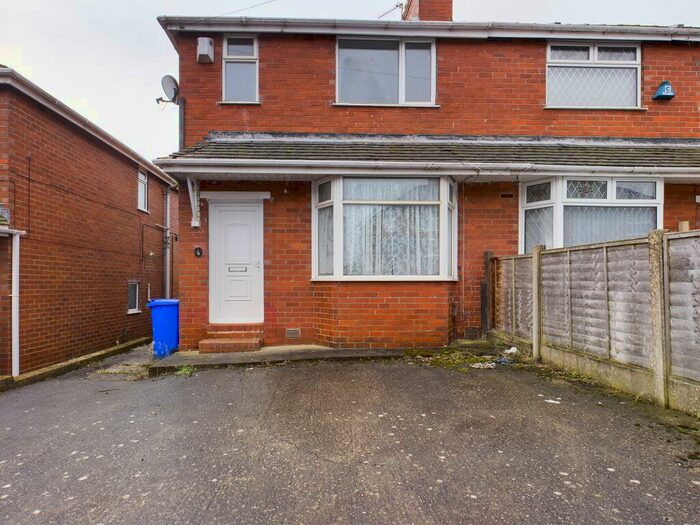 3 Bedroom Semi-Detached House To Rent In Sandy Road, Sandyford, Stoke-on-Trent, ST6