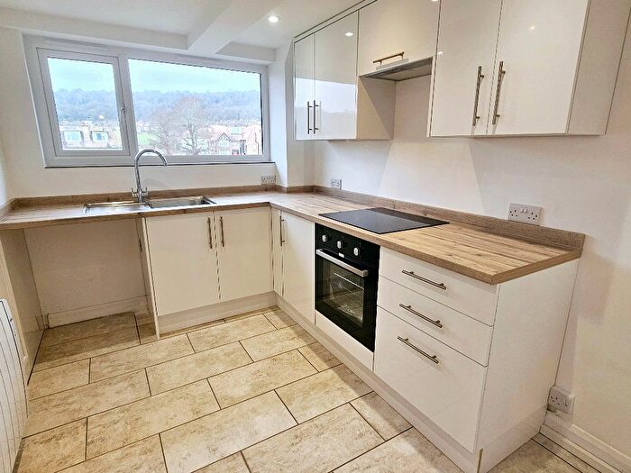 1 Bedroom Flat To Rent In Victoria Drive, Eastbourne, BN20