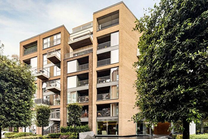 2 Bedroom Flat To Rent In Park Street, Fulham, SW6