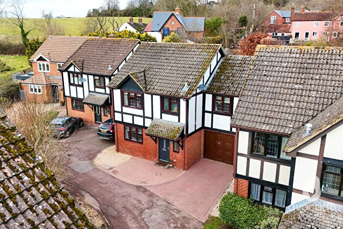 4 Bedroom Detached House For Sale In Strouds Meadow, Cold Ash, RG18