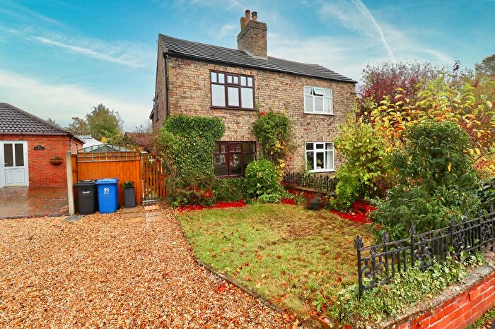 2 Bedroom Semi-Detached House For Sale In High Street, Saxilby, LN1