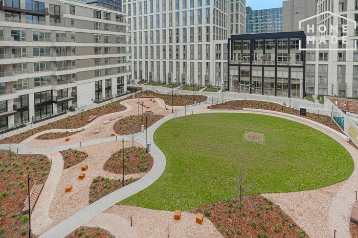 3 Bedroom Flat To Rent In Coppermaker Square, Stratford, E20