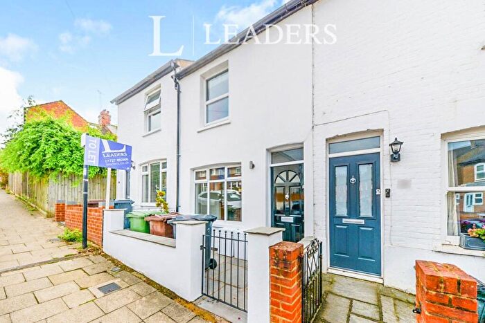 2 Bedroom Terraced House To Rent In Folly Avenue, AL3