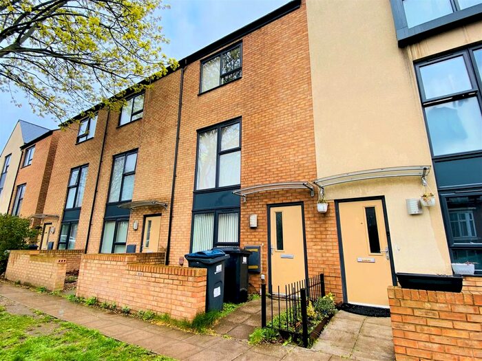 5 Bedroom Terraced House To Rent In Clifford Street, Birmingham, B19