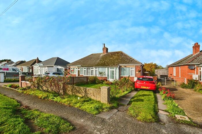2 Bedroom Semi-Detached Bungalow For Sale In Croft Bank, Croft, Skegness, PE24