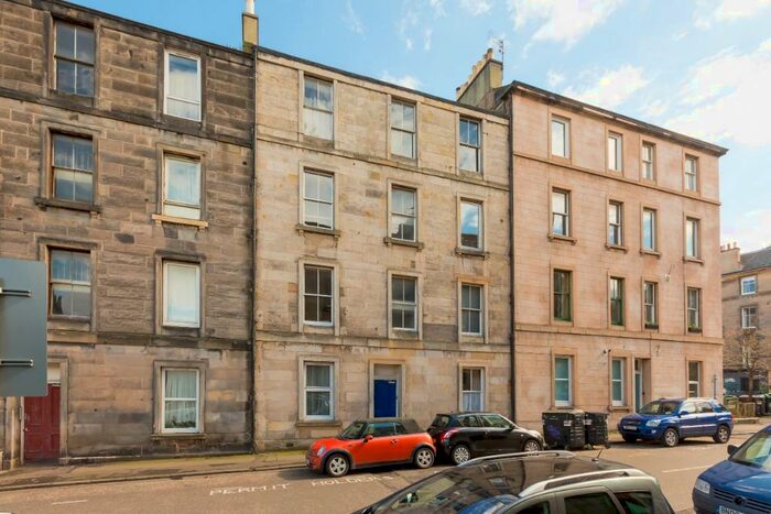 1 Bedroom Flat To Rent In West Montgomery Place, Hillside, Edinburgh, EH7