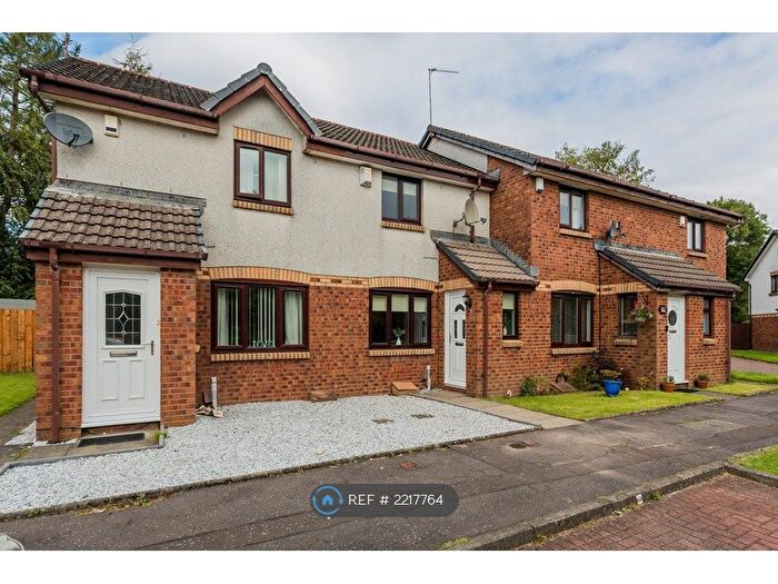 2 Bedroom Terraced House To Rent In Castle Gardens, Paisley, PA2