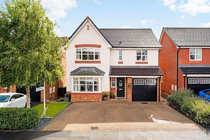 4 Bedroom Detached House For Sale In Lark Hill, Astley, Manchester, M29