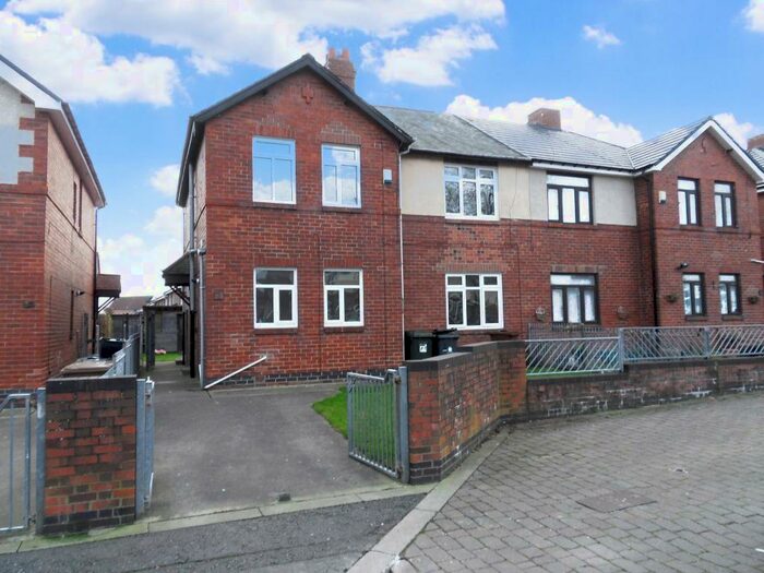 4 Bedroom House To Rent In Front Street, North Shields, NE29