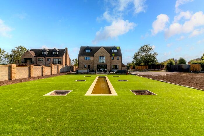 5 Bedroom Detached House To Rent In Worsbrough Road, Birdwell, Barnsley, S70