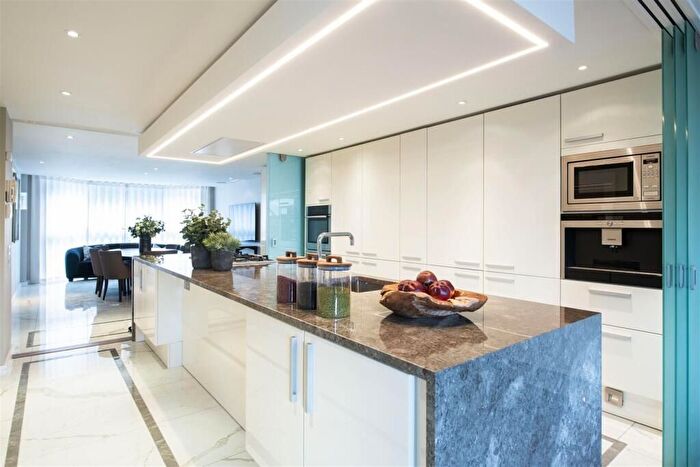 3 Bedroom Flat To Rent In Penthouse, Imperial House, High Street Kensington, W8