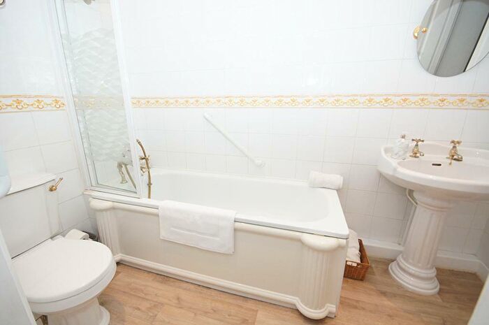 1 Bedroom Apartment For Sale In Albany Road, Southport, Merseyside, PR9