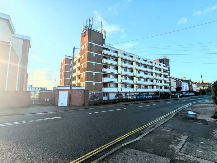 2 Bedroom Apartment To Rent In St. Annes Court, Hayling Island, PO11