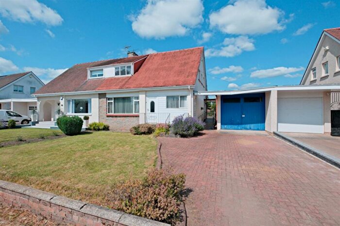 3 Bedroom Semi-Detached House For Sale In Watson Street, Blantyre, G72