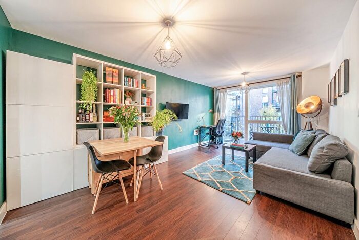 1 Bedroom Flat For Sale In Milles Square, London, SW9