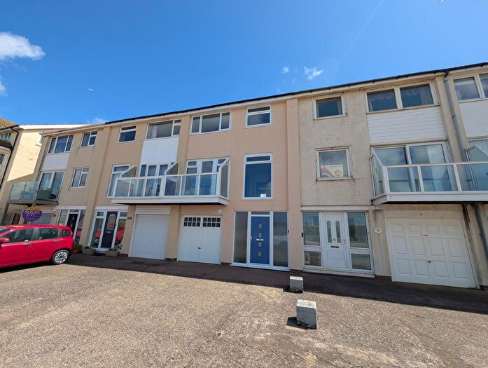 3 Bedroom Terraced House To Rent In North Promenade, Thornton Cleveleys, Lancashire, FY5