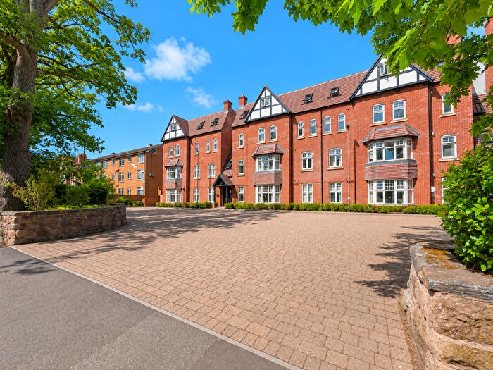 2 Bedroom Apartment For Sale In Wake Green Road, Moseley, B13