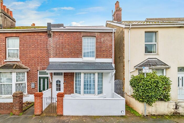 3 Bedroom End Terrace House For Sale In Langs Road, Paignton, TQ3