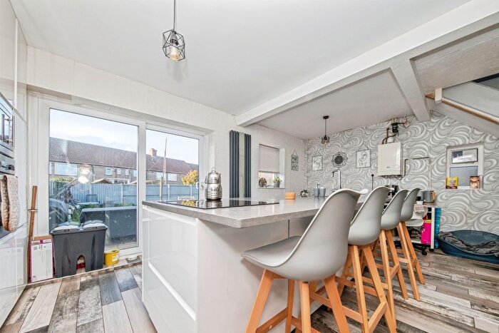 3 Bedroom End Terrace House For Sale In Pound Farm Drive, Harwich, CO12