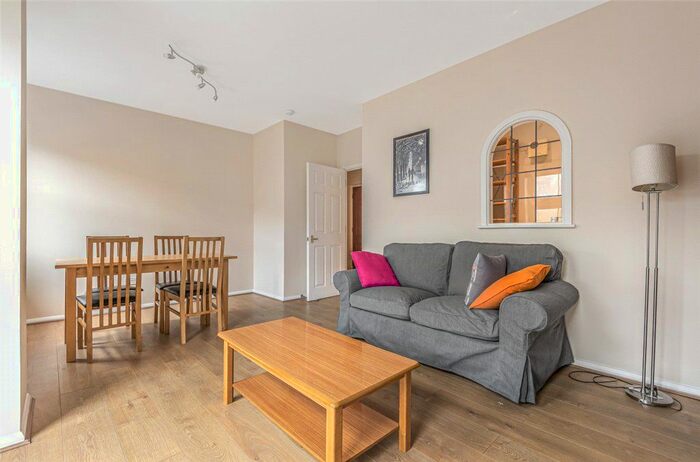 2 Bedroom Flat To Rent In Bridge View Court, Grange Road, London, SE1