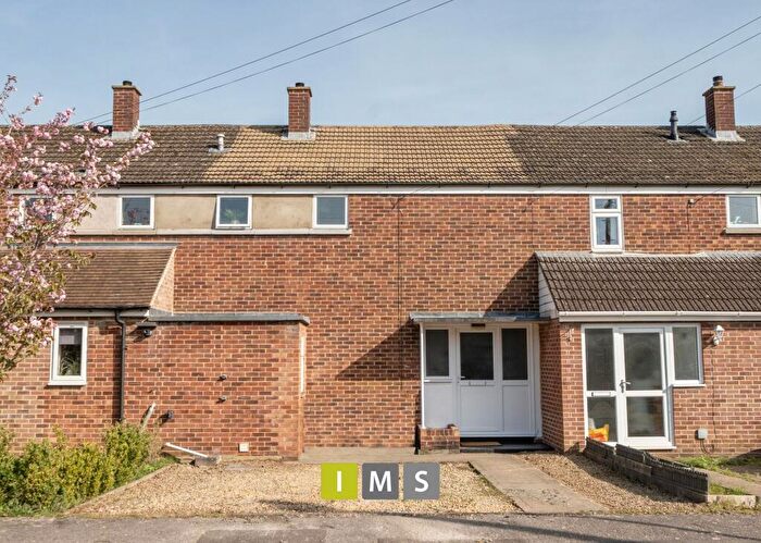 2 Bedroom Terraced House For Sale In Elderfield Road, Bicester, OX27