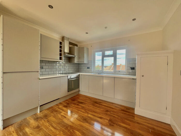 Studio To Rent In Trafford Road, CR7