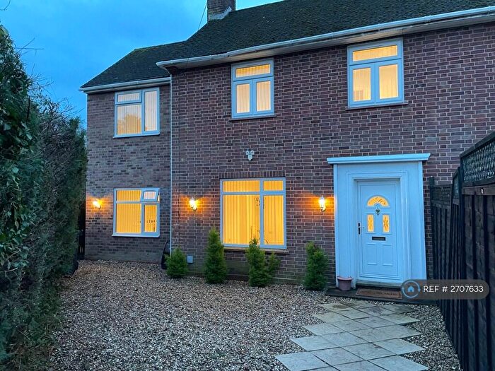 3 Bedroom Semi-Detached House To Rent In Home Meadow, Farnham Royal, SL2