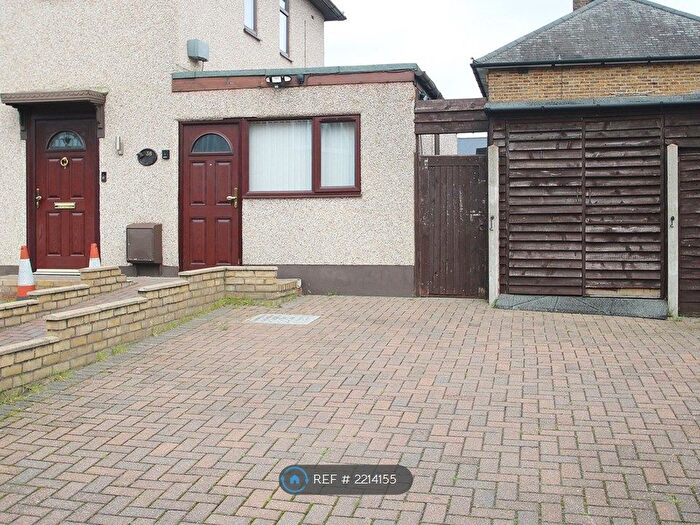 Studio To Rent In Whitby Gardens, Sutton, SM1