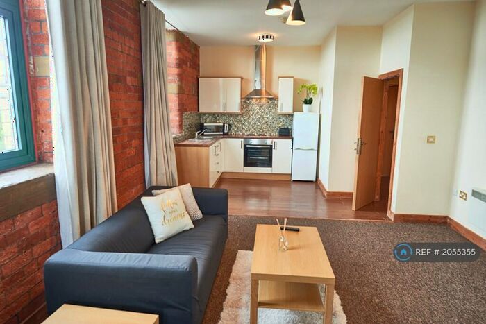 2 Bedroom Flat To Rent In Legrams Mill Residence, Bradford, BD7