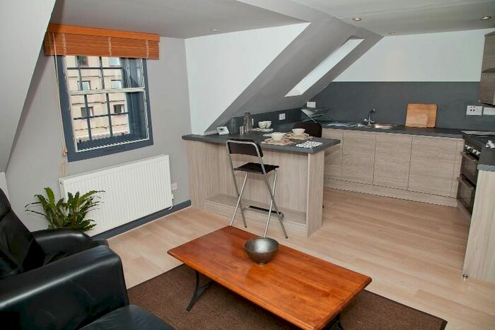 1 Bedroom Flat To Rent In Leith Street, Central, Edinburgh, EH1