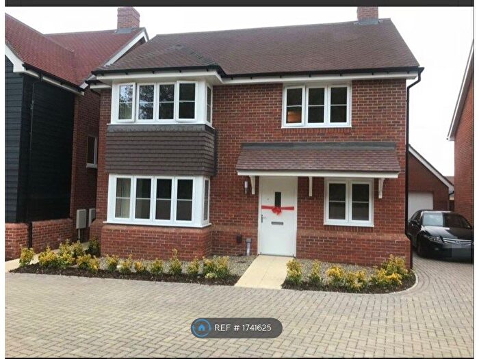 4 Bedroom Detached House To Rent In Knoxes Shaw, Maidstone, ME16