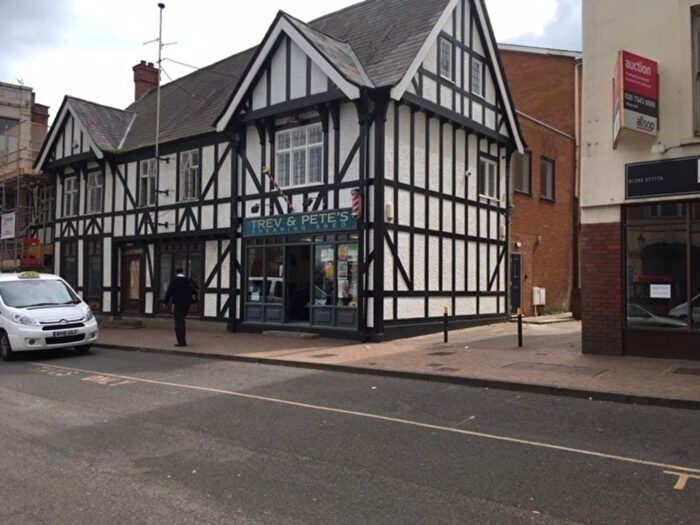 2 Bedroom Flat To Rent In Bridge Street, Banbury, OX16