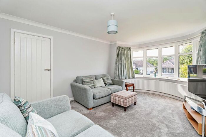 2 Bedroom Detached House For Sale In Ashdene Road, Ashurst, Southampton, Hampshire, SO40