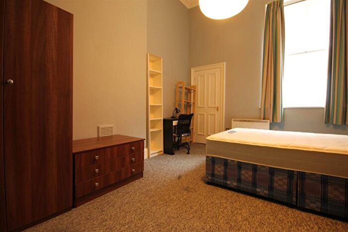 2 Bedroom Apartment To Rent In Erskine Chambers City Centre, NE1