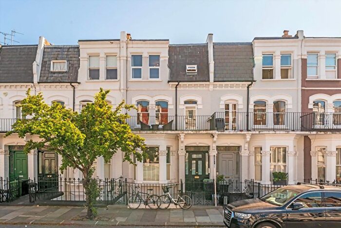 1 Bedroom Flat To Rent In Rostrevor Road, London, SW6